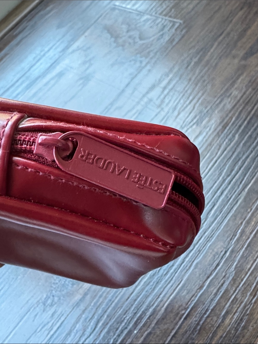 Estee Lauder Red Cosmetic Pouch - Smooth Leatherette Makeup Case - Picture 5 of 5
